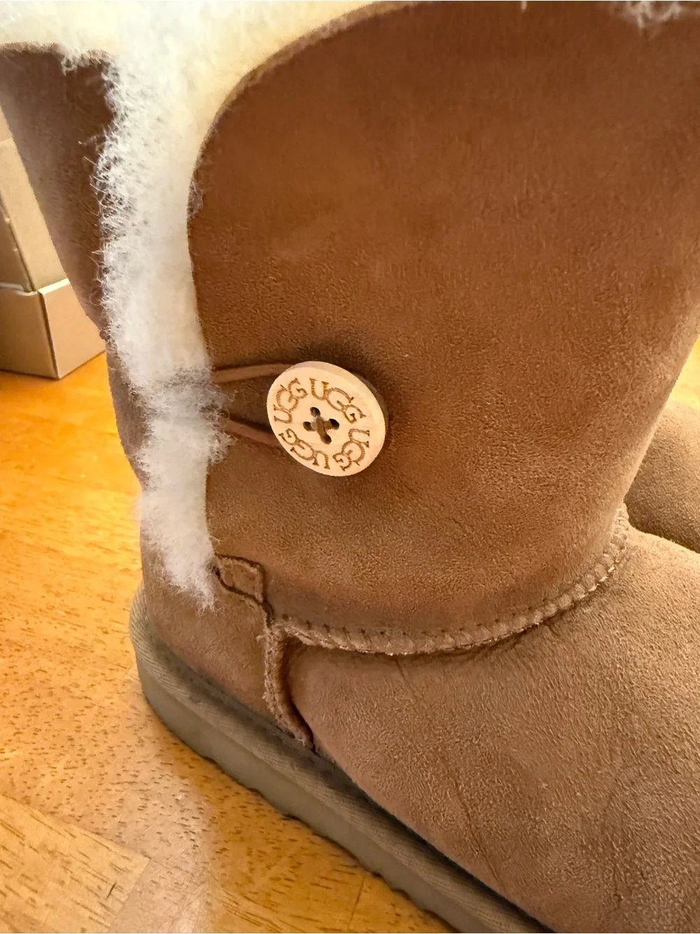 UGG classic kids